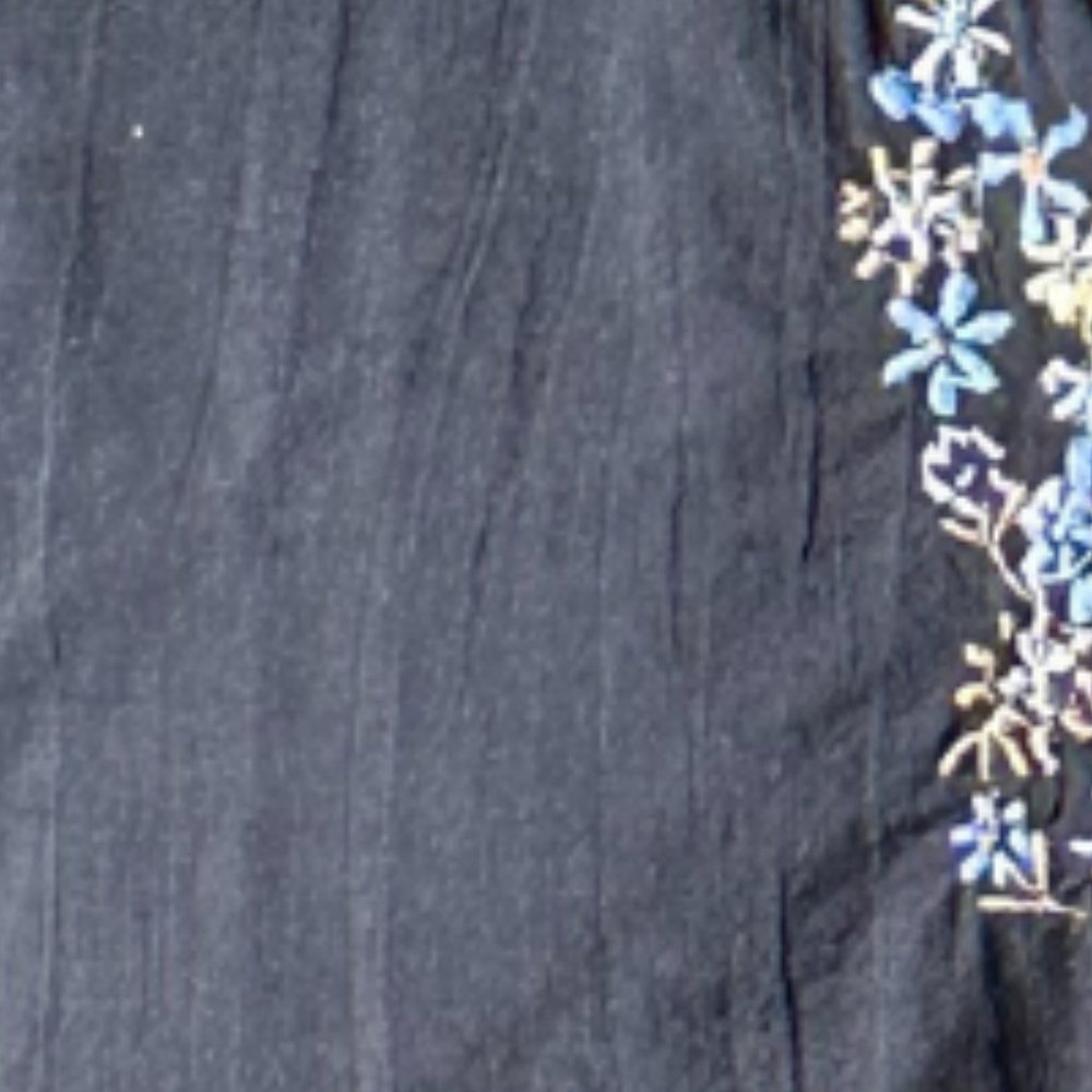 Embroidered Tunic - Picture 5 of 6
